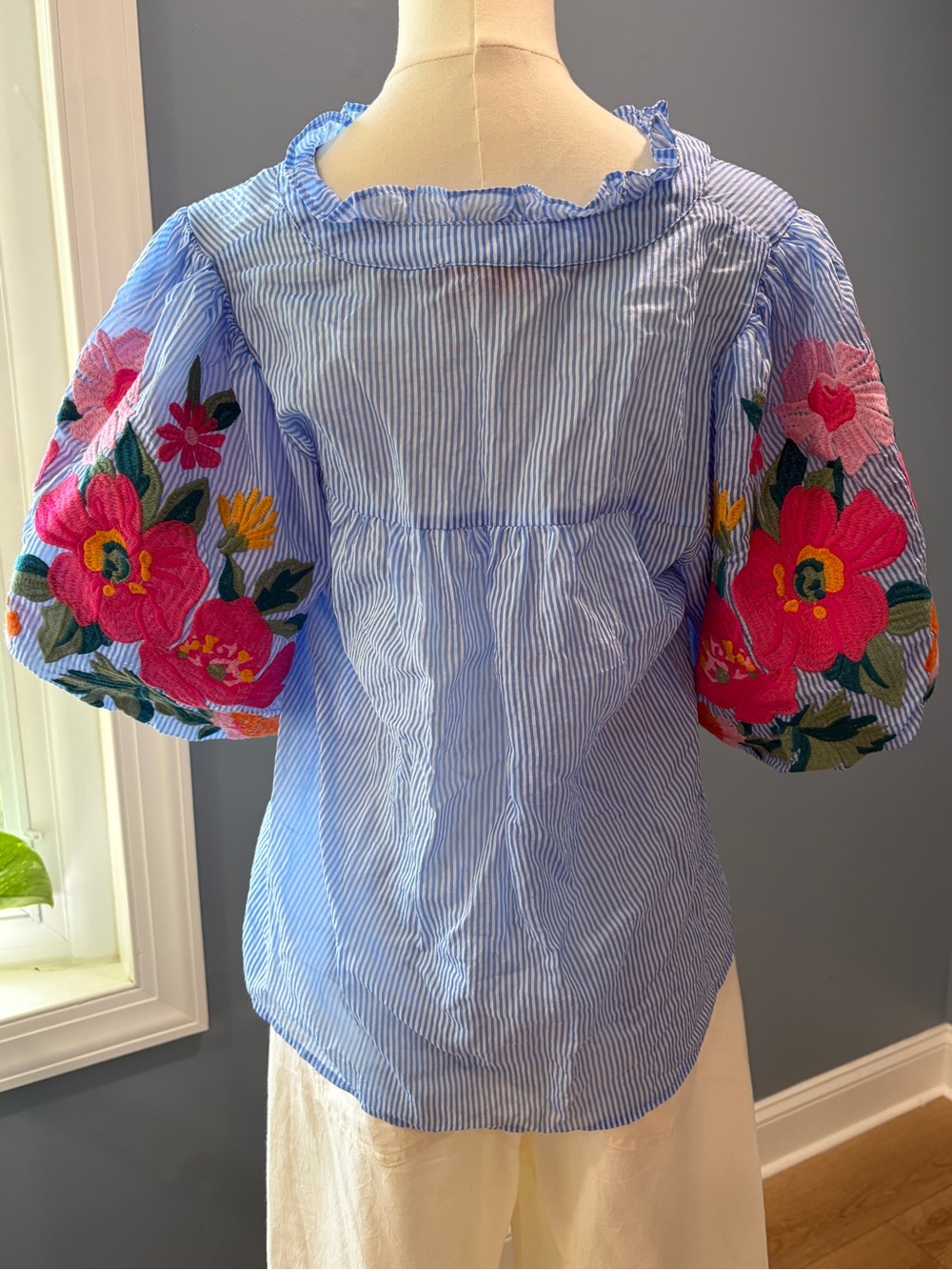 THML Blue Stripe Floral Embroidered Puff Sleeve Blouse M - Picture 7 of 8